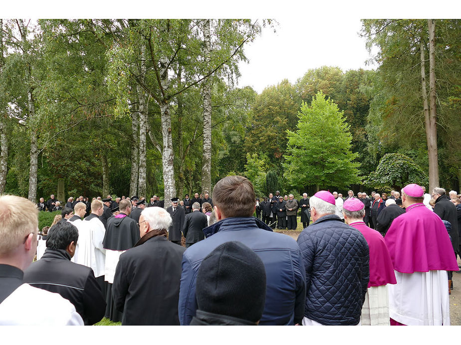 Pontifikalrequiem und Beisetzung von Weihbischof em. Johannes Kapp (Foto: Karl-Franz Thiede)